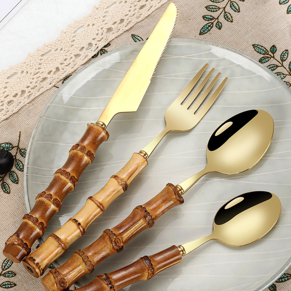 Jogo de Talheres em Aço Inox com Cabo de Bambu Natural - Kit 24 Peças